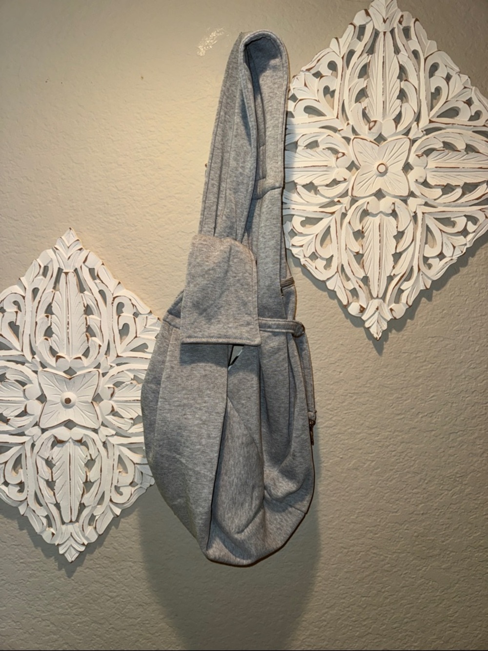 Tomas Medium Sized Hobo Crossbody Pet Bag Carrier